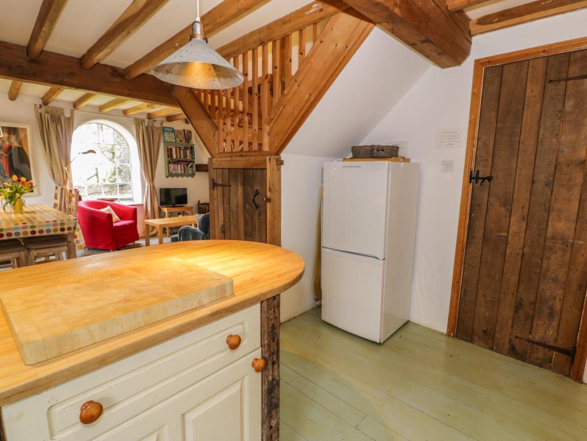 Beudy Dolpebyll Villa Llangadfan Екстериор снимка